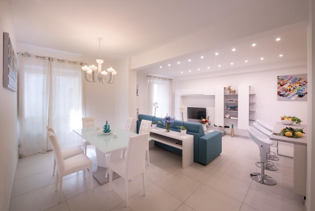 Al Corso Apartments By Amalfivacation Minori Eksteriør billede